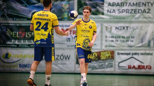 Bolesna porażka szczypiornistów Stali