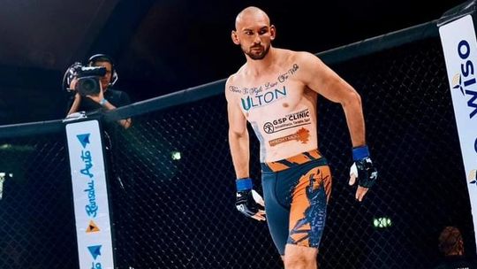 Mateusz Rybak zawalczy o Puchar MON na gali „Walkę Mamy We Krwi 5”